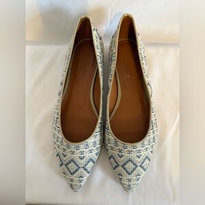 Sundance Cream and Blue Geometric Flats